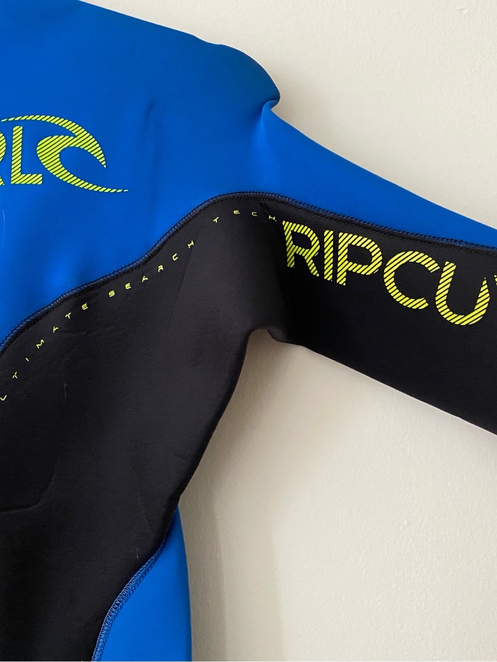 Rip Curl E-Bomb 3/2 Wetsuit 🌊 - Picture 7 of 10